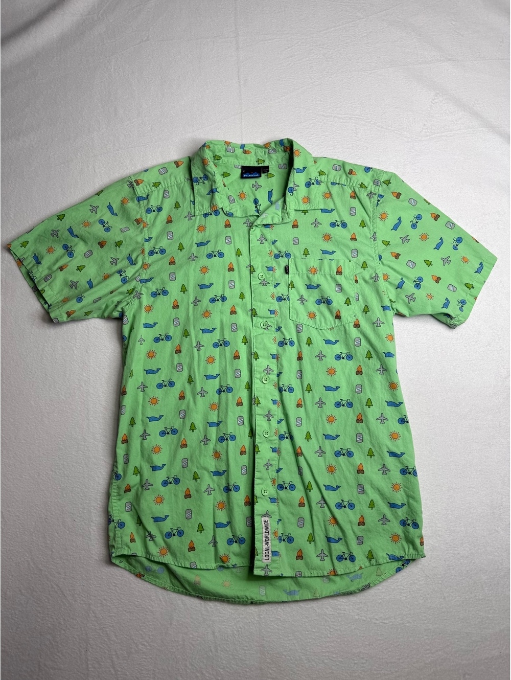 KAVU Men’s Large Green Local Worldwide Outdoor Print Button Up Shirt